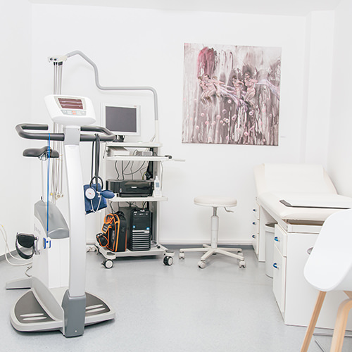 Hausarzt Frankfurt – Stöppel, Klimitz, Zücker – Behandlungszimmer Hausarzt Frankfurt - Stöppel, Klimitz, Zücker - Behandlungszimmer